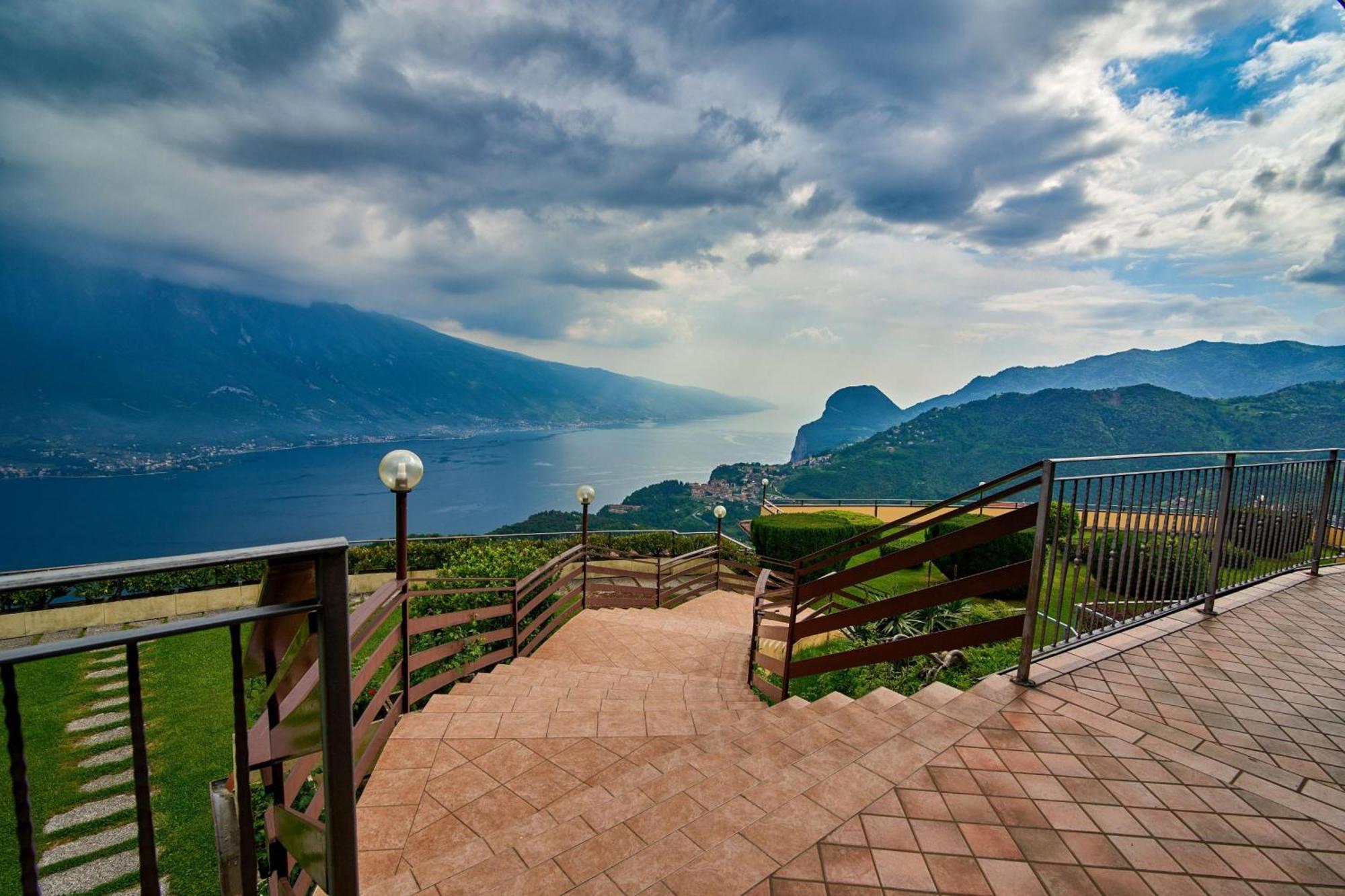 Balcone Panoramico Sul Garda - Happy Rentals Tremosine Exterior photo
